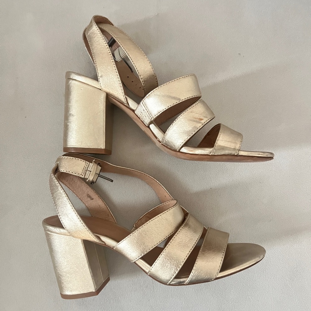Madewell Three Strap White Gold Sandals